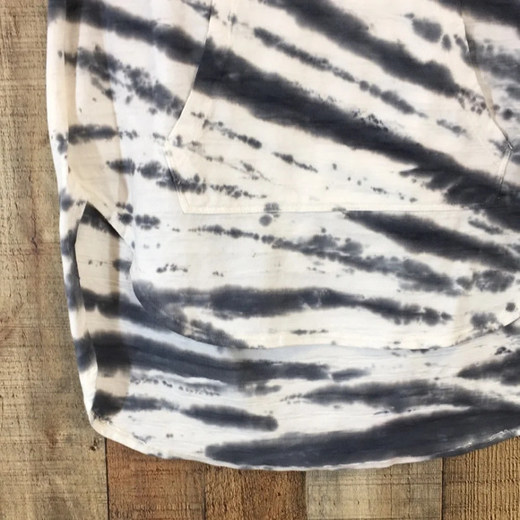 Halcyon Black White Tie Dye Cowl Neck Tank Top Womens Small Kangaroo Pocket - Picture 3 of 12